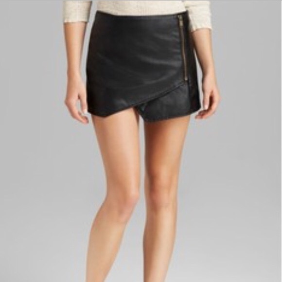 Free People Dresses & Skirts - New! Free People leather mini skirt